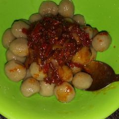 A picture of Dan sululu.