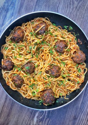 A picture of Meatball Pasta.