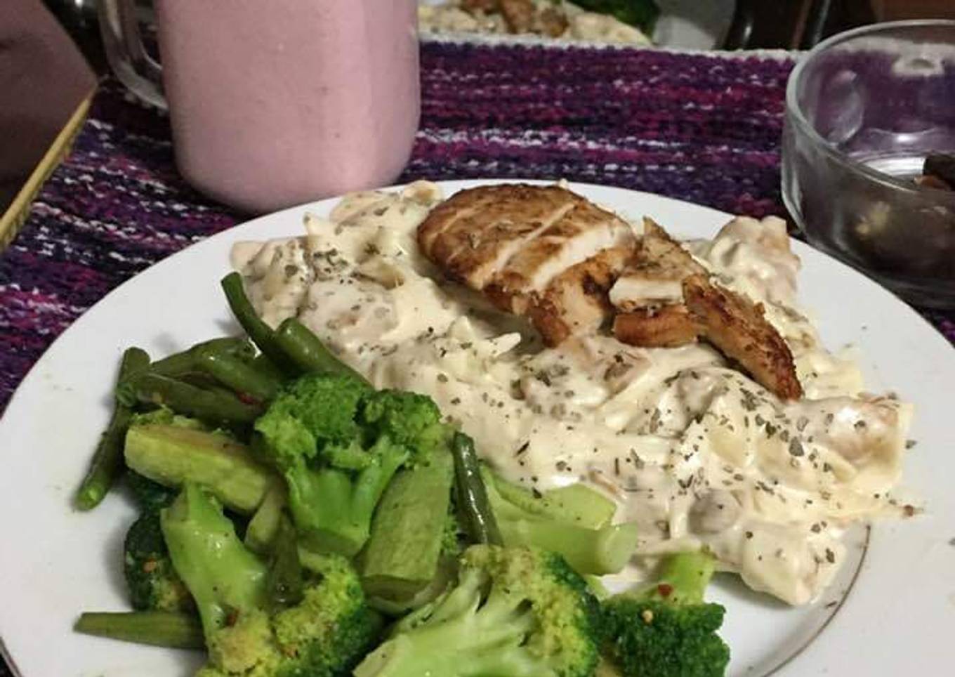 White sauce pasta with baked chicken