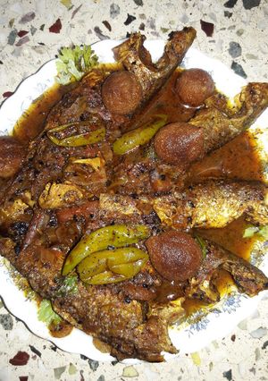 A picture of Bata macher jhole jhale.