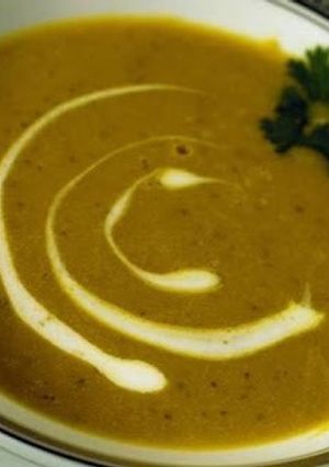 A picture of Basic yellow gravy.