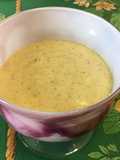 Sauce salade au fromage, ail mariné et vinaigre de malt