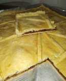 Torta hojaldrada con dulce de higos casera