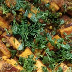 Mutter paneer A picture of Mutter paneer.