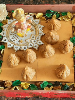 A picture of Mava modak.