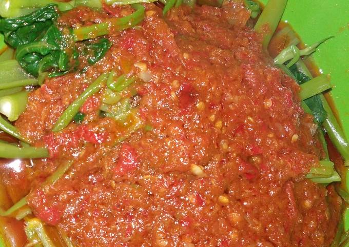 Panduan Masakan Resep Cah Kangkung saus pedas pisah