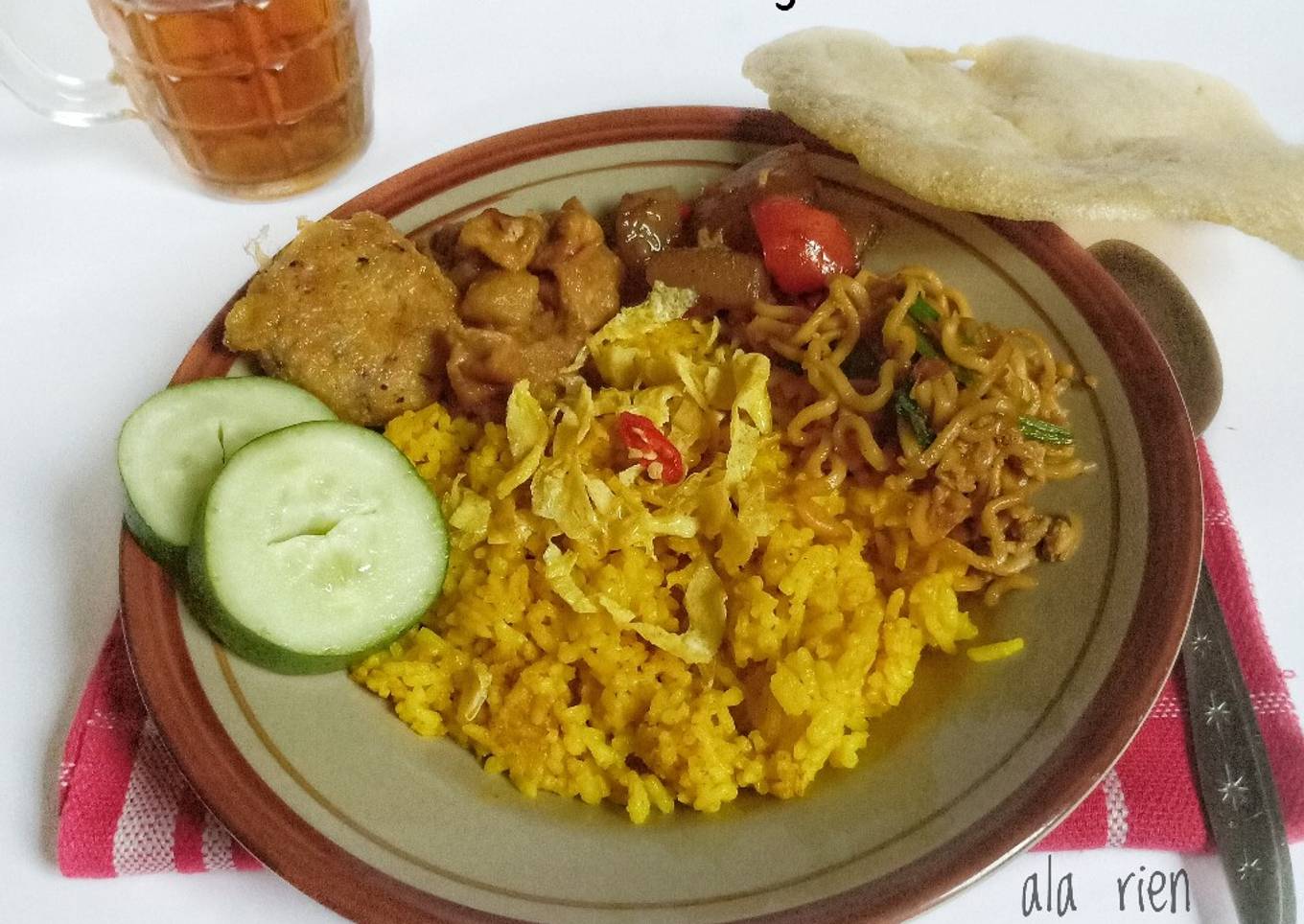 Nasi kuning Panci Serbaguna/magic com