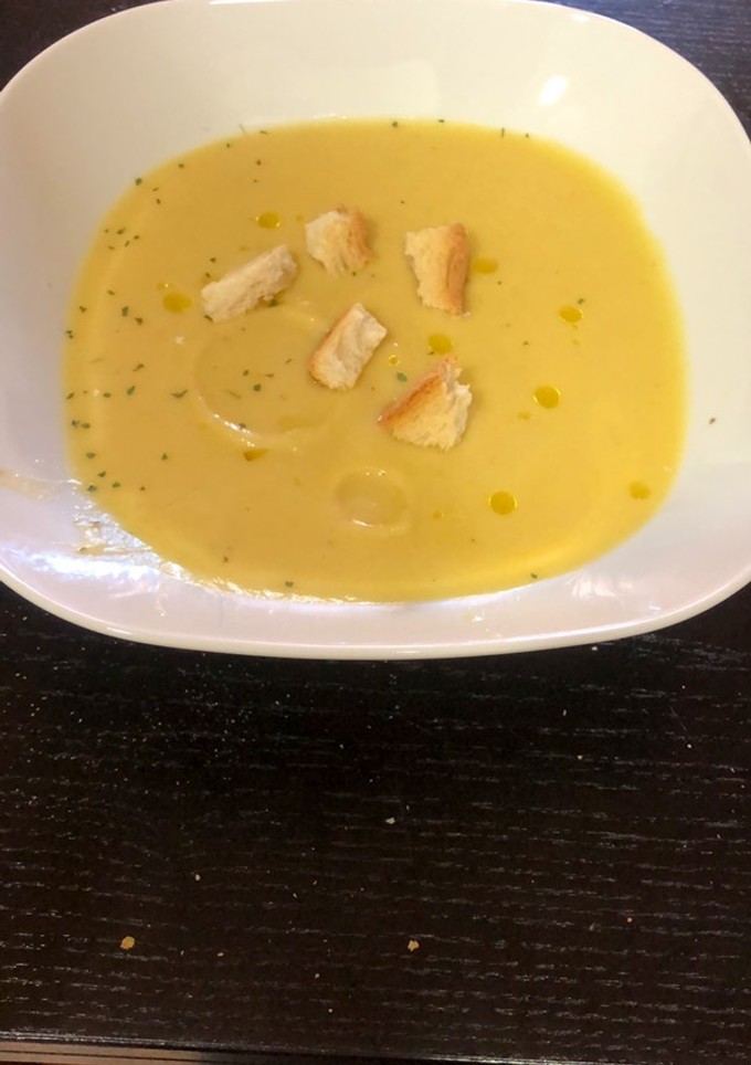 Una foto de Crema de calabacín y puerros