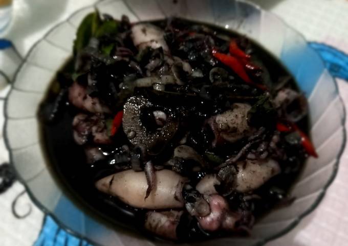 Tumis Cumi Hitam