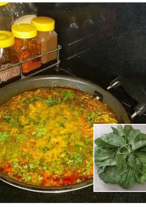 विदर्भ स्पेशल (तूर डाळ पालक) (toor dal palak recipe in marathi) रेसिपी चे मुख्य फोटो 