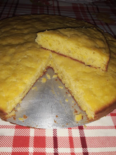 Una foto de Torta de cebolla con queso rallado muy rica y económica