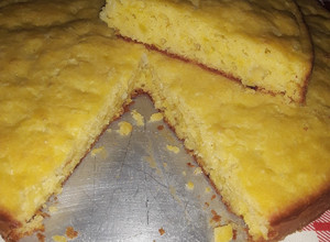 Una foto de Torta de cebolla con queso rallado muy rica y económica