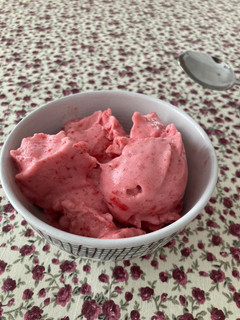 Una foto de Helado saludable de fresa