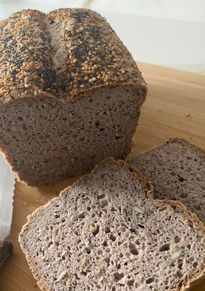 Una foto de Pan de Trigo Sarraceno y Semillas Sin Gluten y sin amasado. ¡Fácil, fácil!