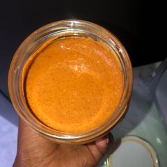 A picture of Homemade peanut butter spread.