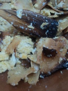 Una foto de Huevos en tortilla mexicanos a lo ranchero estilo los altos y las correa