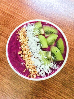 Foto resep Dragon Fruit Smoothie Bowl