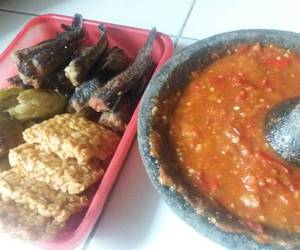 Cara Memasak Penyetan sambel terasi Yummy Mantul