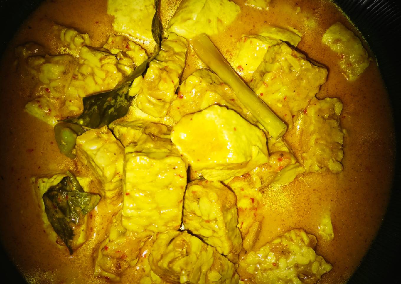 Orem-orem tahu tempe pakai santan