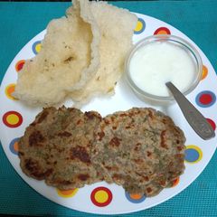 A picture of Singhare Atta Aur Aloo ka Paratha (Vrat Special).