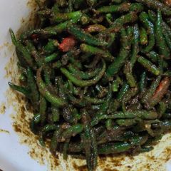 A picture of Mirchi Aachar (pickle).