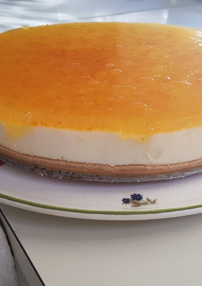 Una foto de Tarta queso - cuajada de naranja amarga. Sin horno