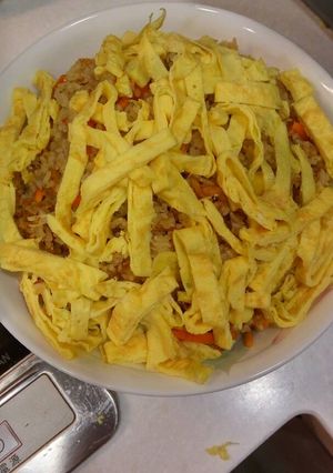 Foto resep 24. Nasgor nanas tabur Mie telur special