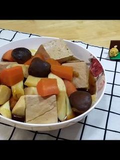 免開火用電鍋作出家常素食滷味 的食譜成品照片