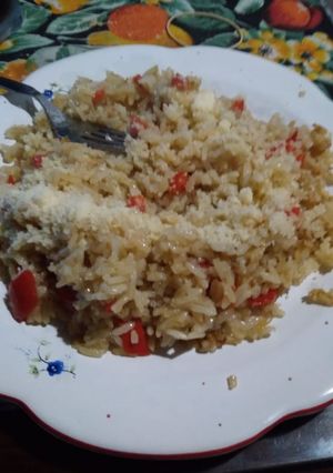 Una foto de Arroz súper sabroso 💗😍