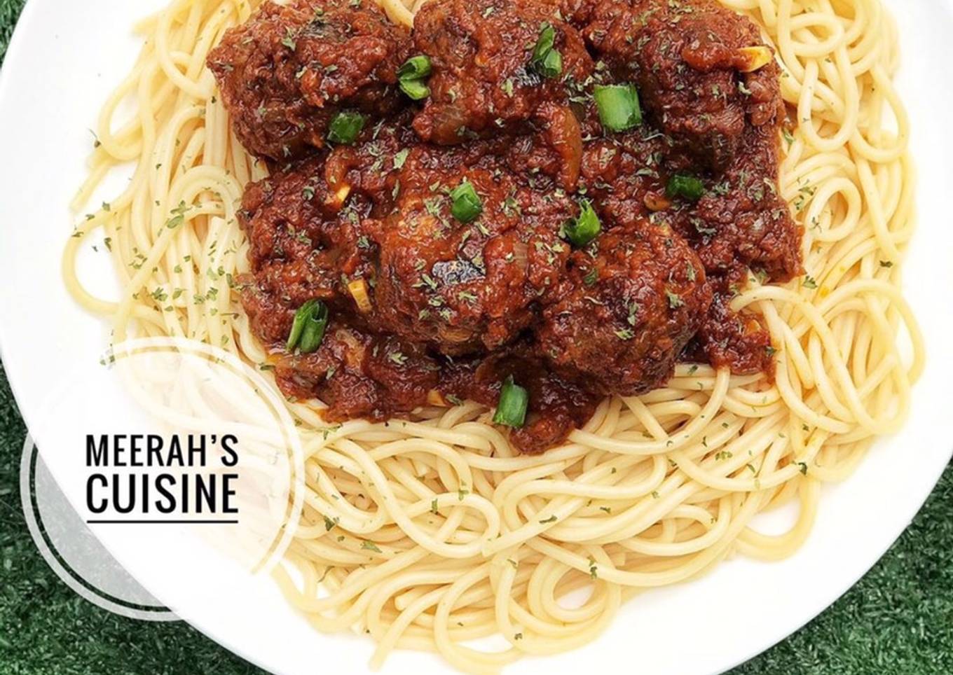 Spaghetti and meatballs🍝