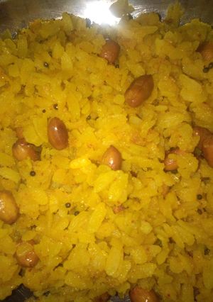 A picture of Poha Flatten rice.