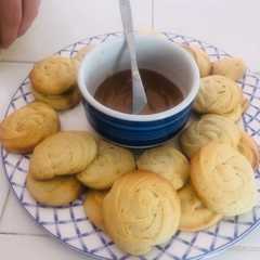 Una foto de #desayunodulce Pastisetas de limón o galletas de limón