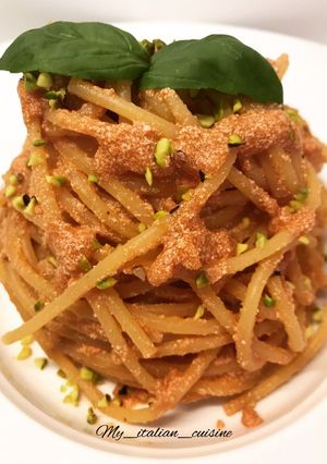 Foto di Spaghetti al pomodoro con ricotta di pecora