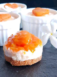 A picture of Apricot Mousse.