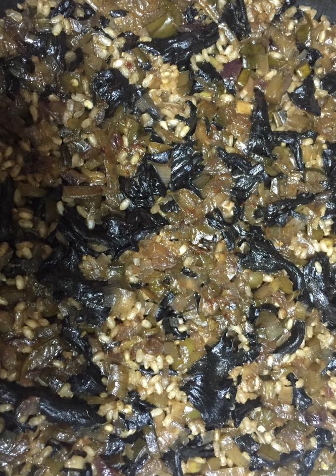 Una foto de Paella de Trompetes de la Mort