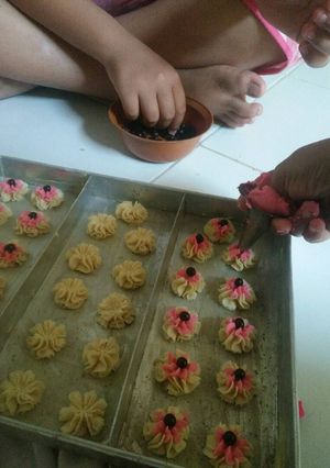 Foto resep Kue semprit tepung maizena lumeerrrr