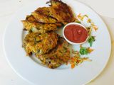 வெஜிடபுள் ஃபிரிட்டர்ஸ் (vegetable fritters)