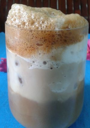 Hình của món Cà Phê Cốt Dừa.