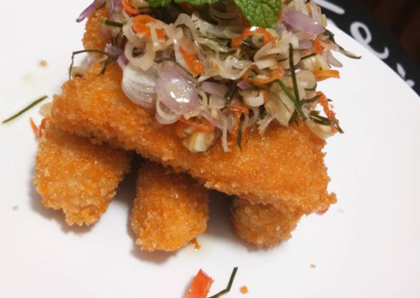 Salmon goreng sambal matah