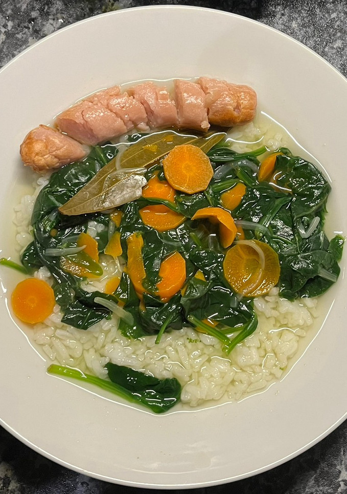 A picture of Spinach Clear Soup.