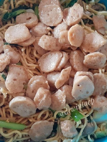 Cara Mudah Menyiapkan Resep Mie Goreng Bakso yang Lezat Sekali Anti Ribet, Bisa Manjain Lidah