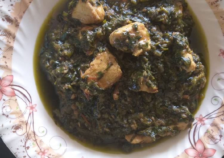 Chicken spinach fenugreek leaves