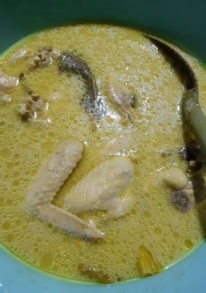 Foto resep Opor Ayam Kuah Kuning