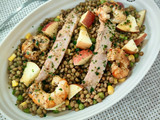 Ensalada de lentejas con manzana y gambones
