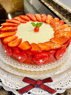 Una foto de Tarta con chocolate blanco “día de los enamorados”