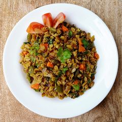 A picture of Oats and Vegetable Upma.