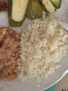 Una foto de Arroz de coliflor fácil y rápido