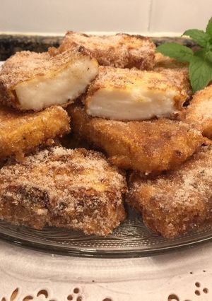 A picture of Leche Frita.