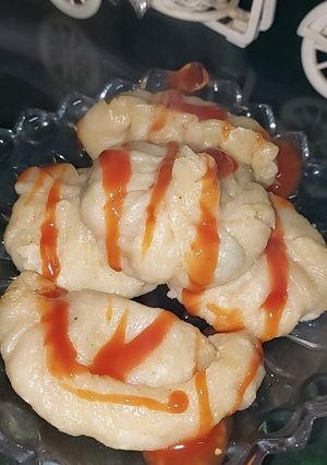 A picture of Momos.