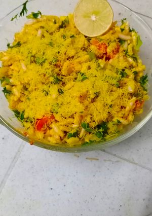 ભેળ (Bhel Recipe In Gujarati) રેસીપી મુખ્ય ફોટો
